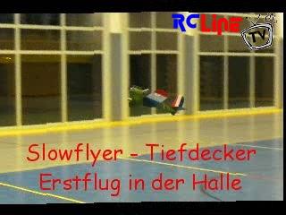 Hallen-Erstflug Tiefdecker Depron