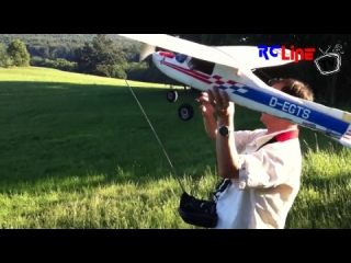 AFTER >: Robbe Cessna 152 - was sie kann und was der Pilot (noch)nicht kann...